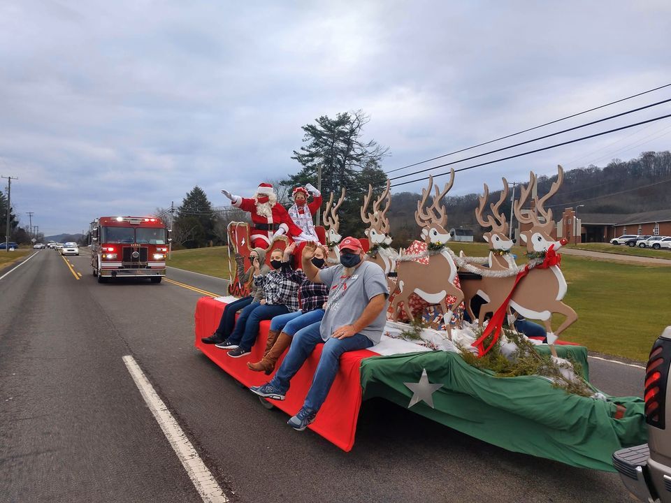 2023 Karns Christmas Parade Ingles, Oak Ridge, TN December 2, 2023