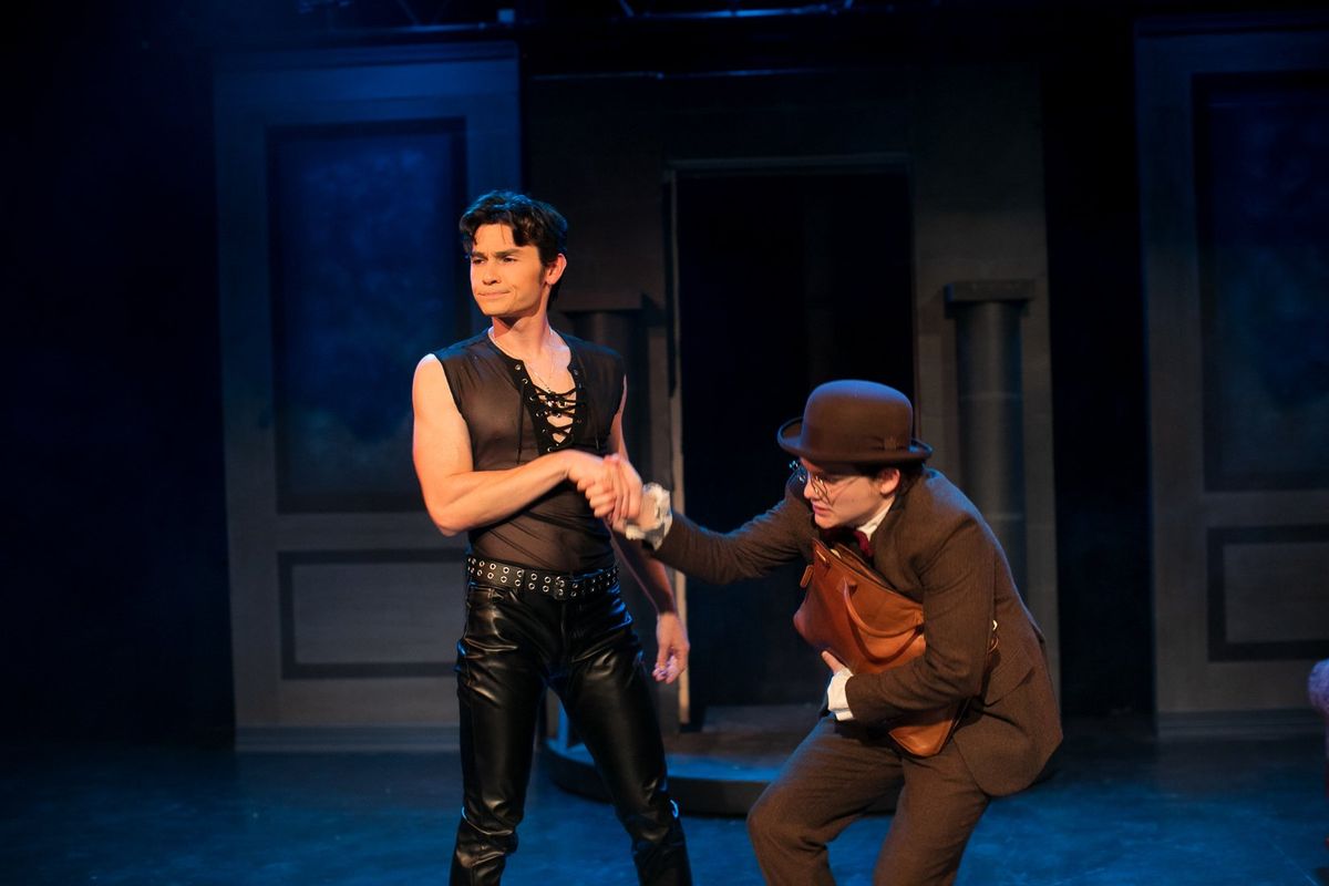 Dracula - A Comedy of Terrors at Cincinnati Shakespeare Company\t - The Otto M Budig Theater