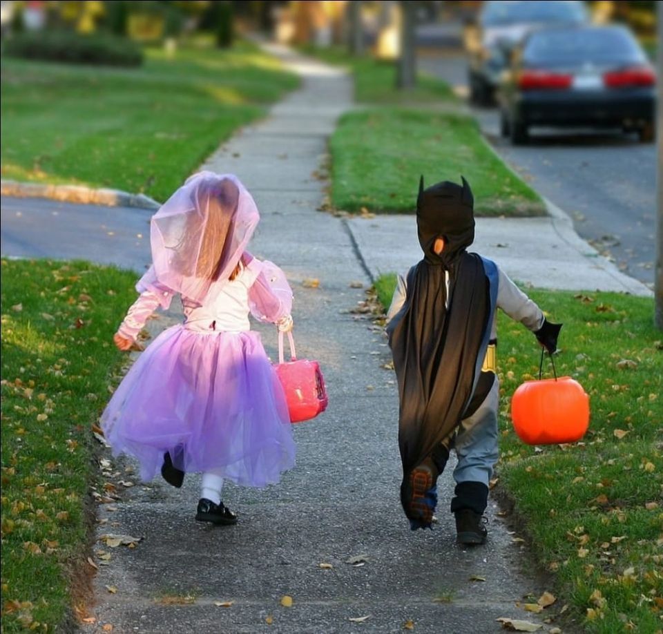 Trick-or-Treat Small Business Stroll