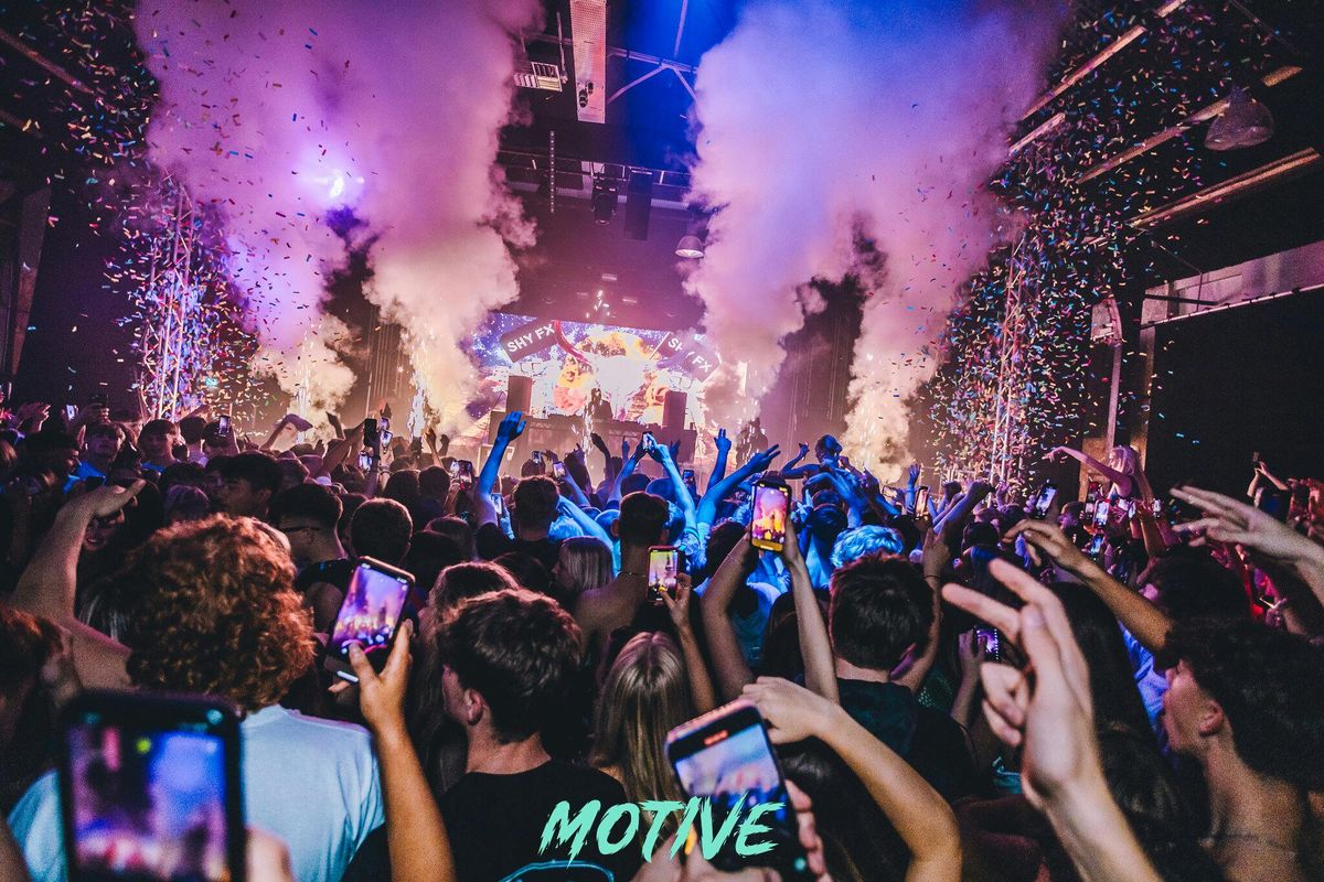 Cardiff 16+ 360 Halloween Rave w\/ Bou
