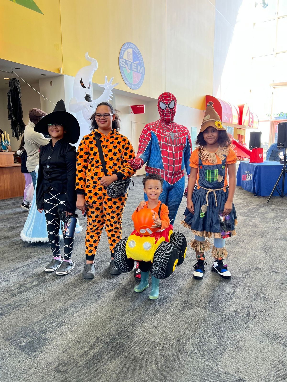 Spooktacular at the Connecticut Science Center