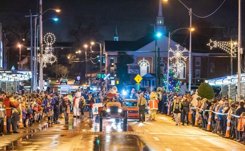 Elizabethton Christmas Parade Downtown Elizabethton, Tn December 9