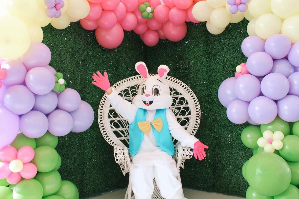 Easter at Harry\u2019s 