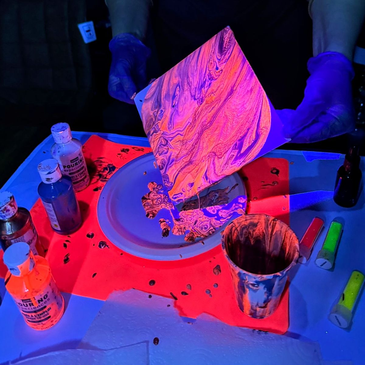 UV Paint Pour Workshop: Immerse Yourself