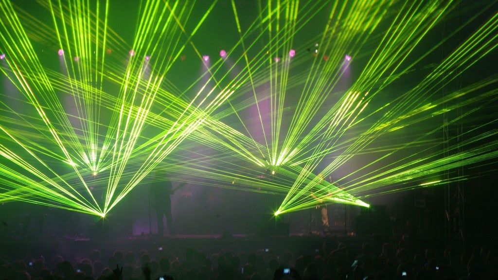 Revent\u00f3n: Halloween Reggaeton Party