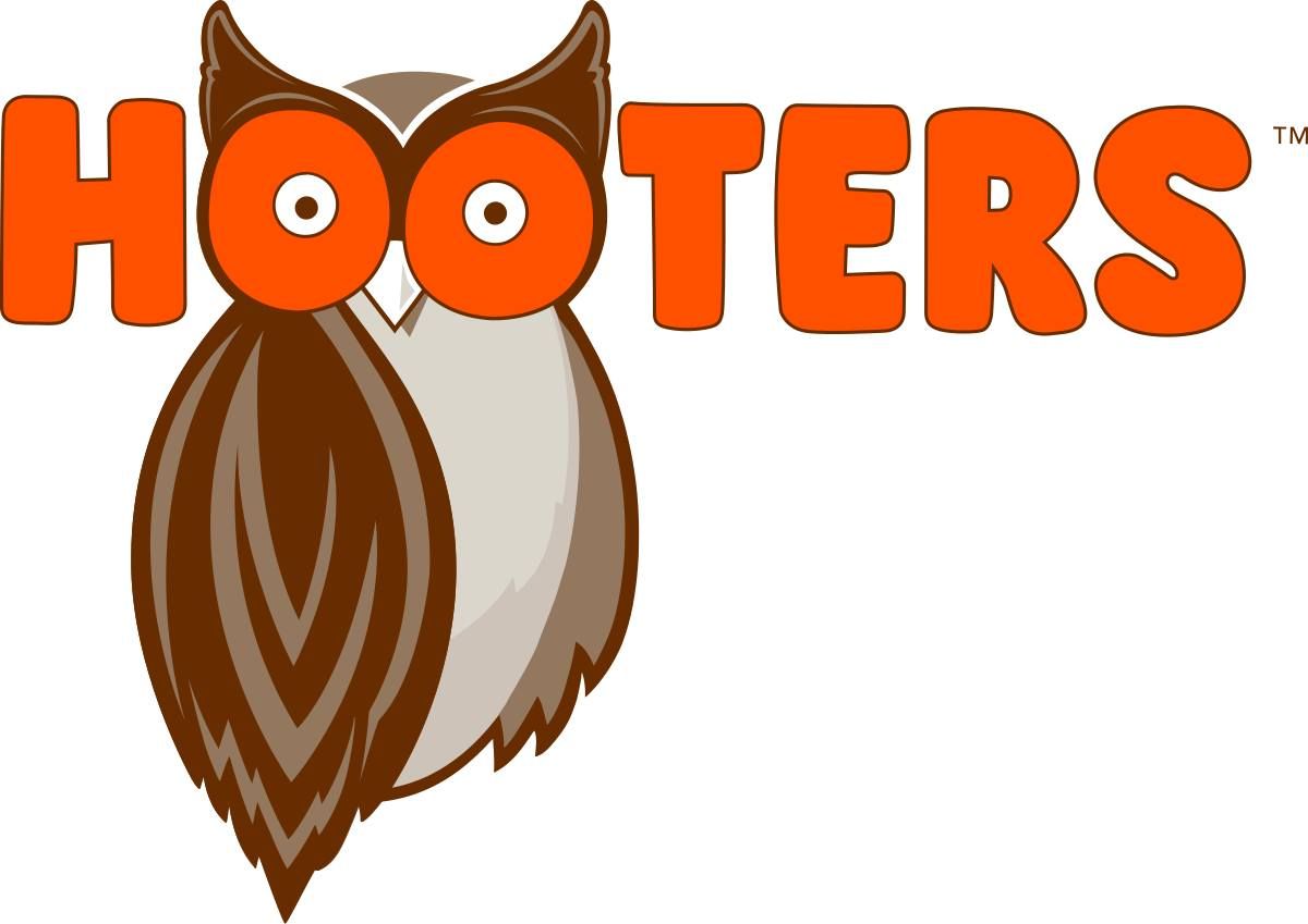          Hooters Scary Trunk or Treat Show