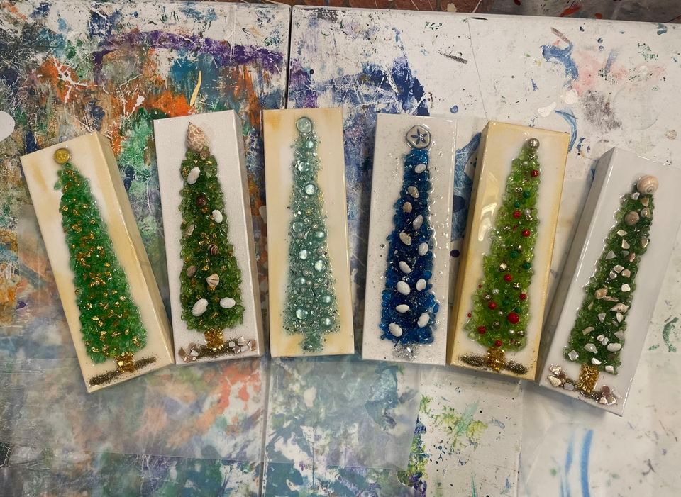 timbercreek-community-center-resin-and-glass-christmas-trees-30170-leyland-ln-spanish-fort-al