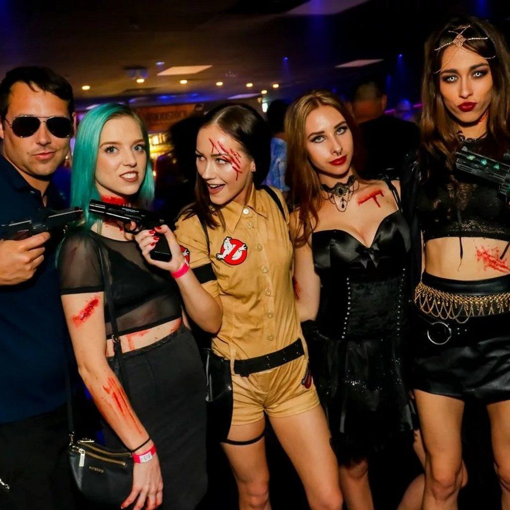 Manchester Halloween Bar Crawl \/\/ Monster Mash