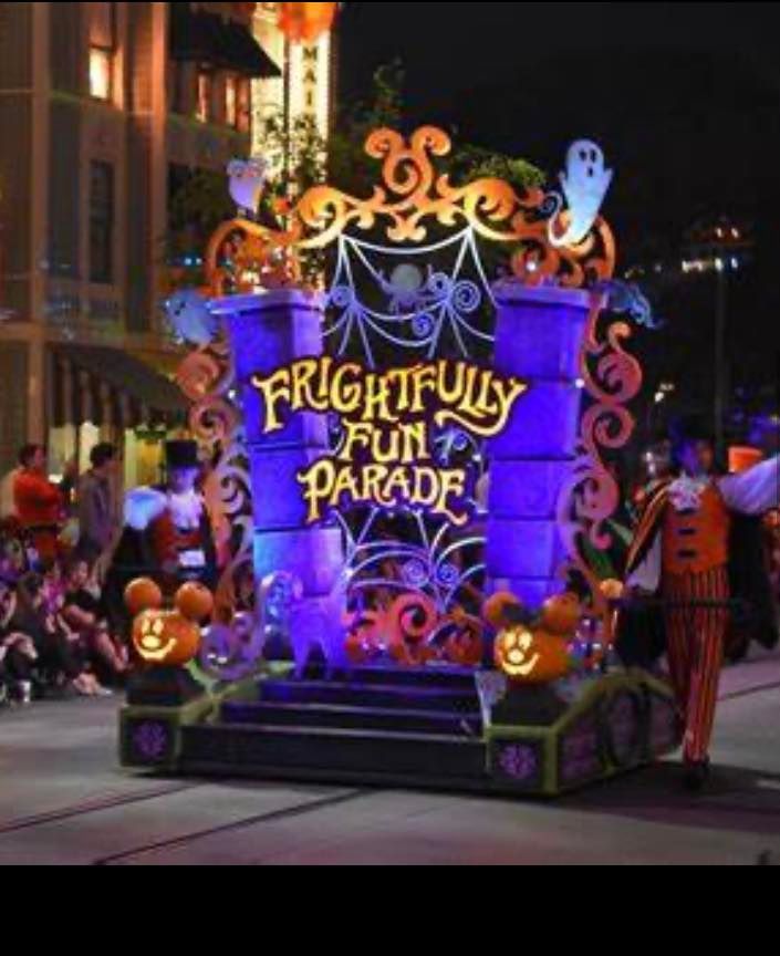 Evans City Halloween Parade Main Street, Evans City October 26, 2023