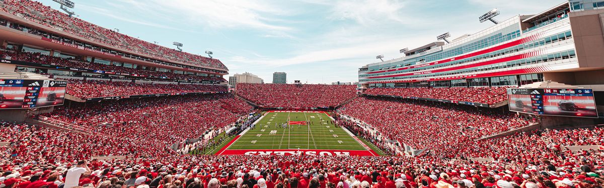 PARKING: Nebraska Cornhuskers vs. Washington Huskies in Lincoln | Hunt ...