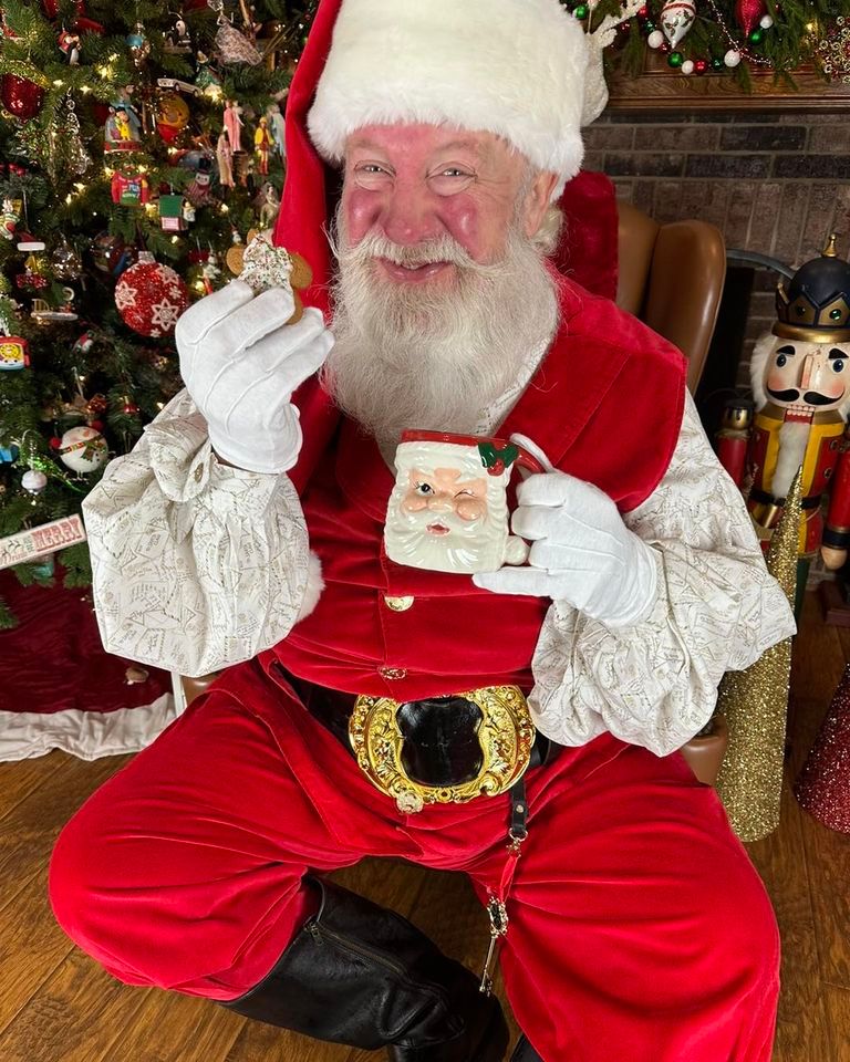 Pictures with Santa Just Love Coffee Cafe (Tomball TX) December 4, 2023