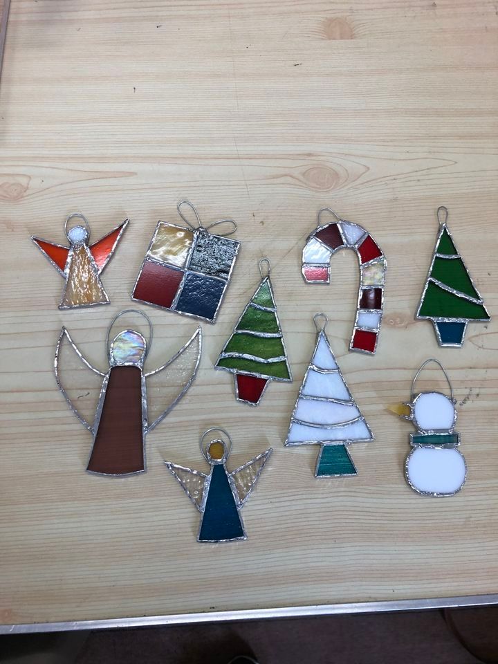 Making Stained Glass Christmas Baubles Allendale Village Hall, Hexham