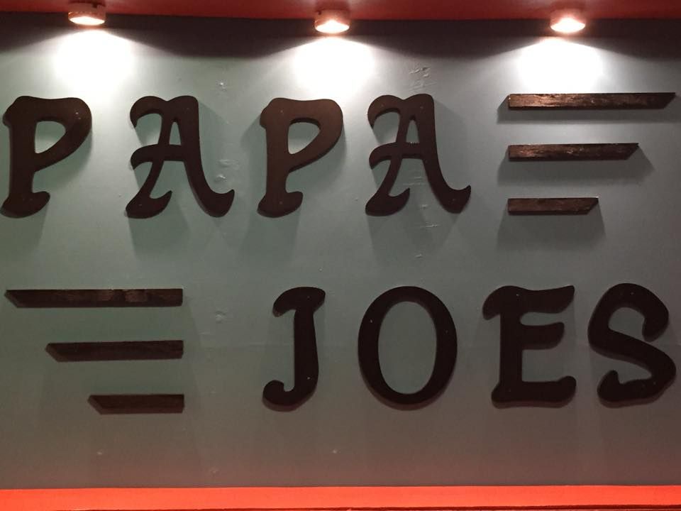 Meet Mr and Mrs Claus Papa Joe's Pizzeria, Fort Plain, NY December 16, 2023