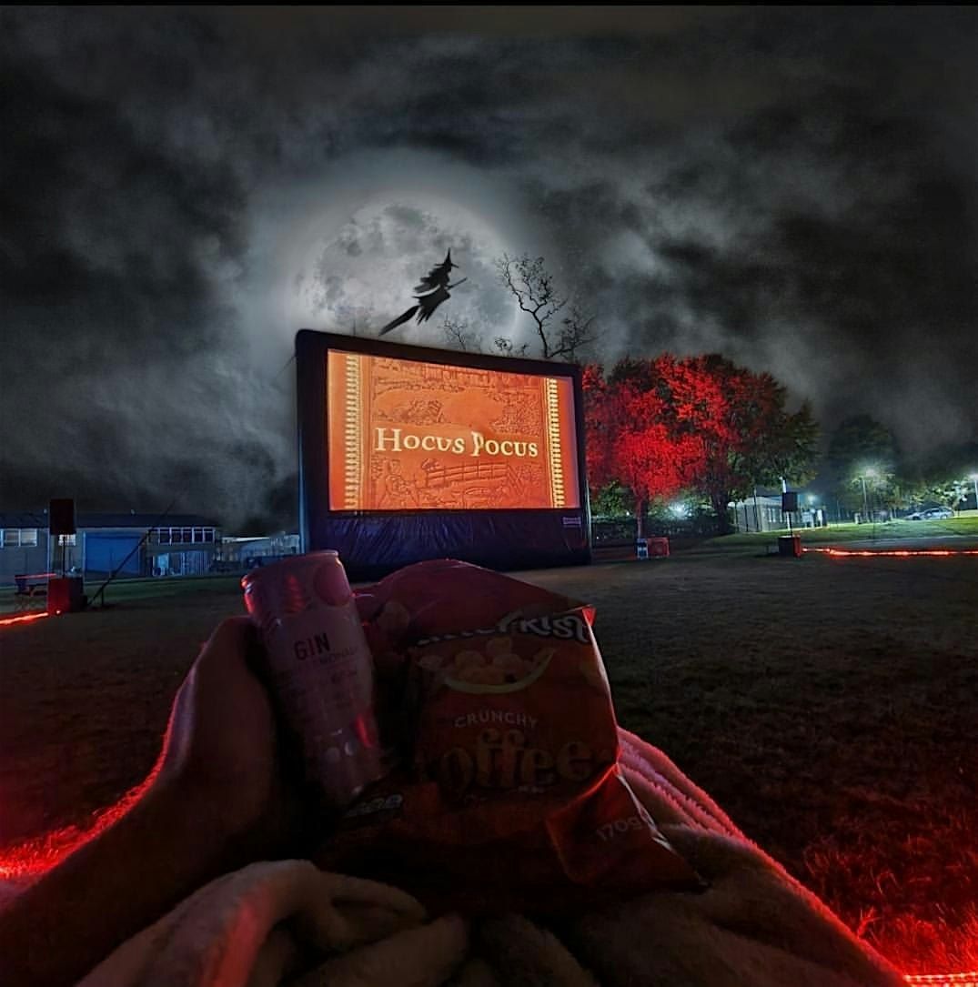 Halloween showing of Hocus Pocus on Lytham's Outdoor cinema