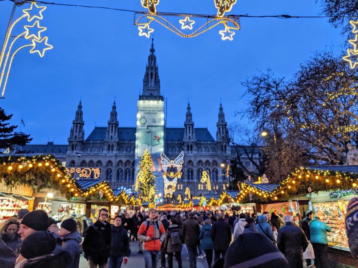 Rick Brauns River Cruise at Christmas December 2024 Budapest