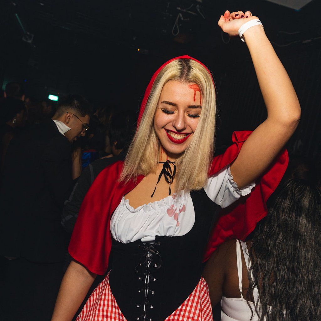 HALLOWEEN PARTY at TRAPEZE