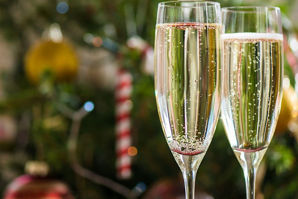 Festive Sparklers Stew Leonard's Wines & Spirits of Newington