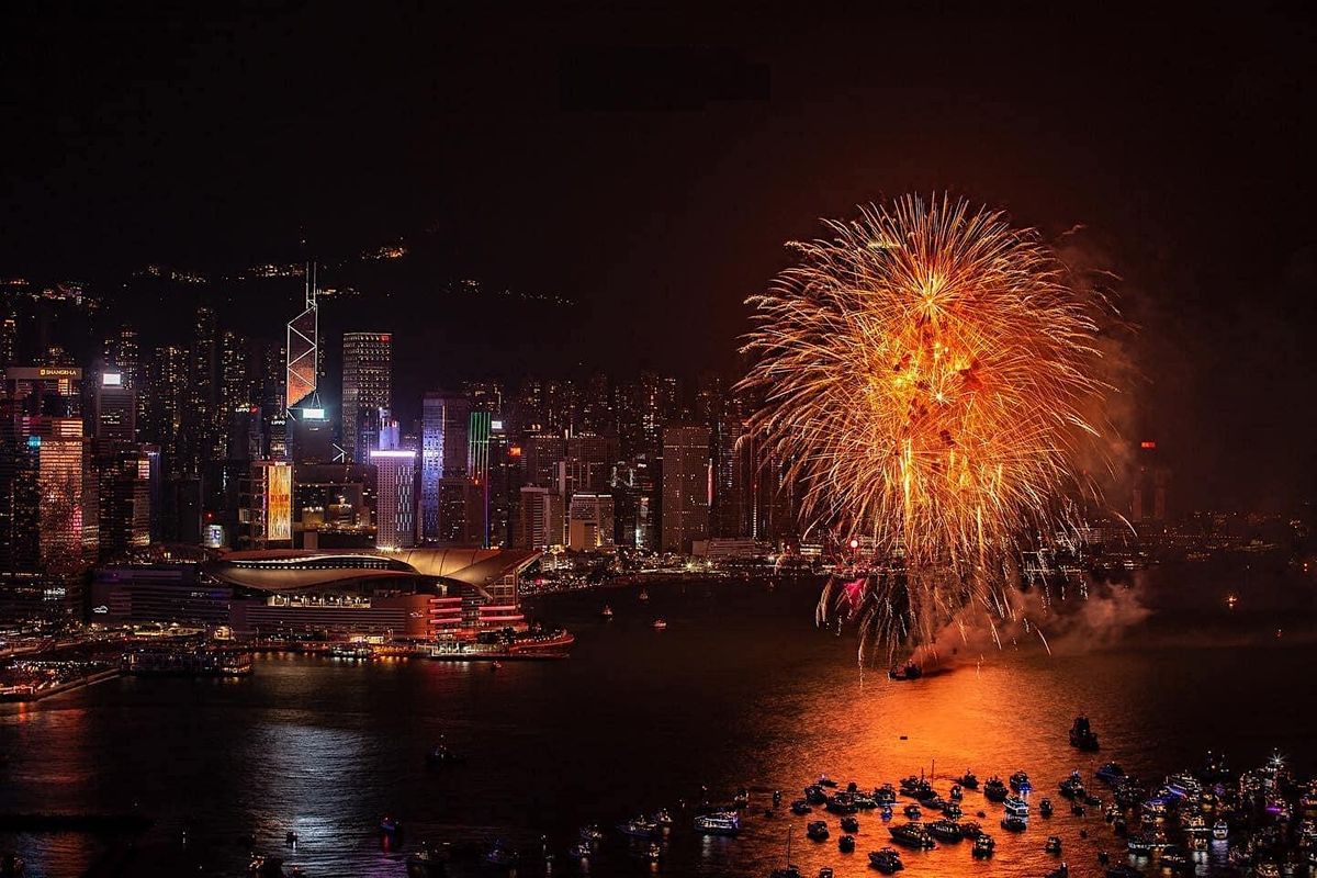 2024 Hong Kong New Years Eve Fireworks Luxury OpenBar Yacht Cruise 18