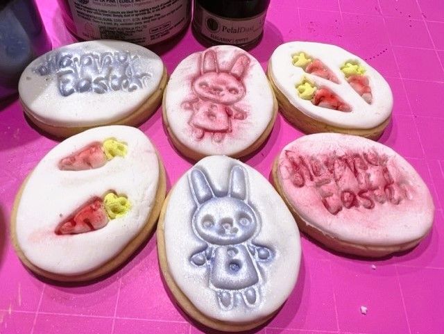 Easter Bunny Bag & Biscuit Activity @ the Market