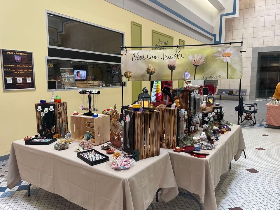 Vendor Craft Fair Enfield Square Mall December 3, 2023