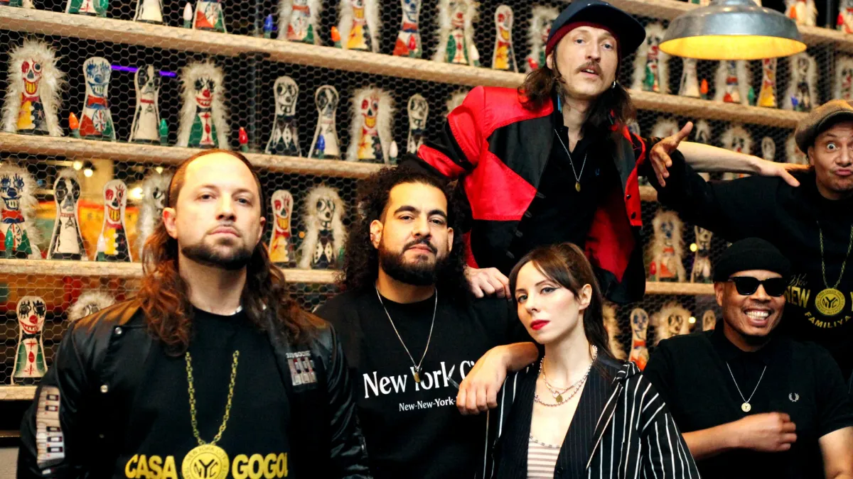 Gogol Bordello, SPLIT DOGS, Puzzled Panther in London