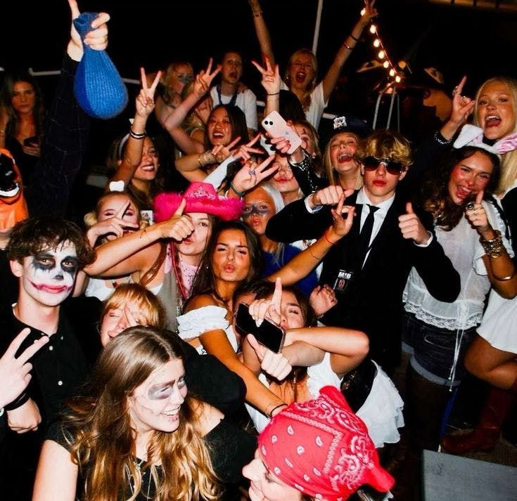 Sanctuary of Screams: Halloween Party &amp; Open Bar