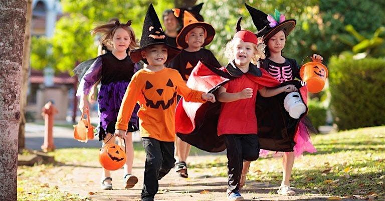 Trick or Treat Pumpkin Market! FREE FOR ALL! Mini pumpkin decorating table!