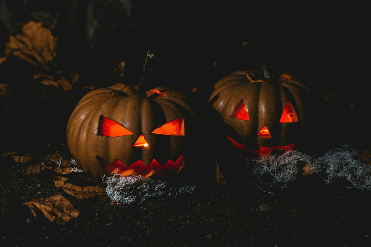 Halloween M**der Mystery with Rubyz