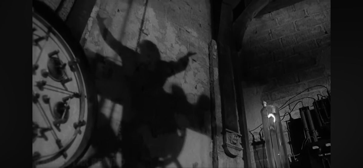 Friday Night Frights at Franklin Castle !