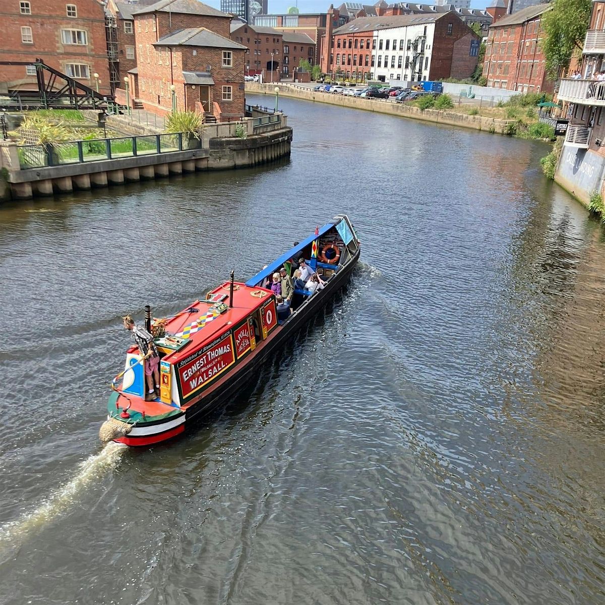 Halloween and Autumn boat trips at Woodlesford Lock, Leeds L26