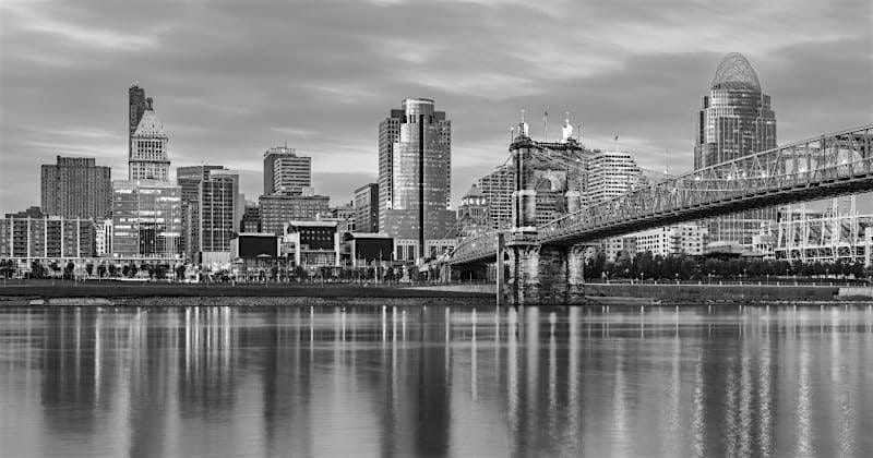 Cincinnati Ghost Tour: Downtown Cincinnati Ghost Tour